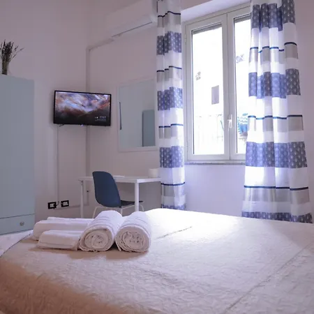 Le Finestre Su Ballaro *